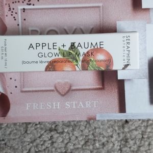 Apple + Name glow lip mask